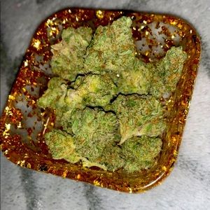 Gold tray